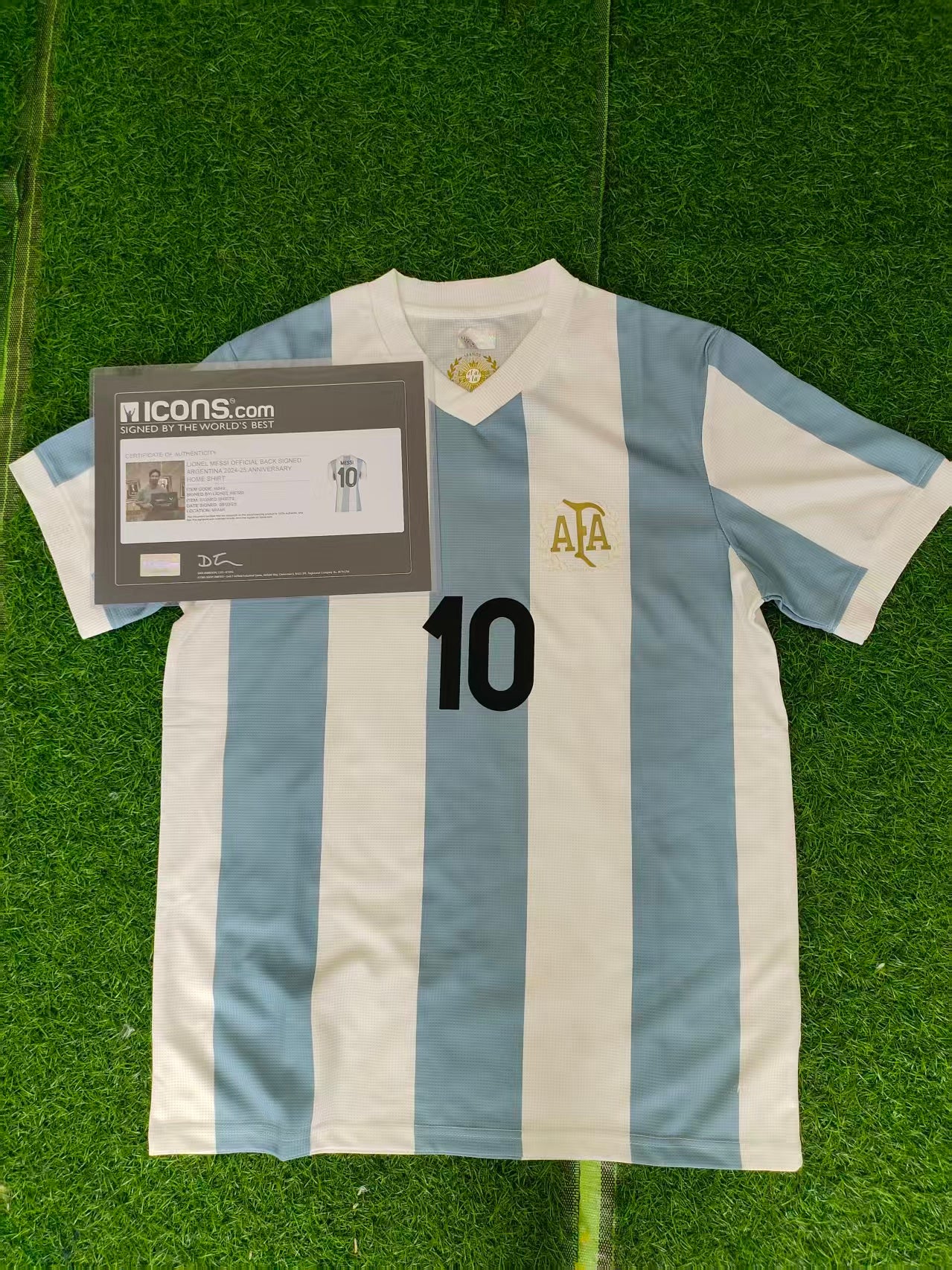 Messi 22/23 Argentina Home Autographed Jersey Icons coa
