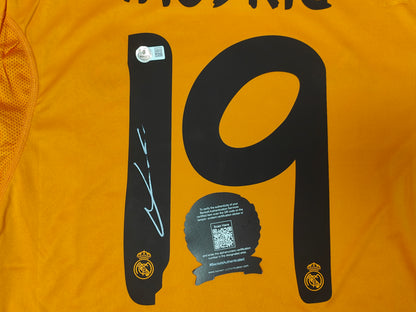 Luka Modrić 13/14 Real Madrid away Autographed Jersey COA