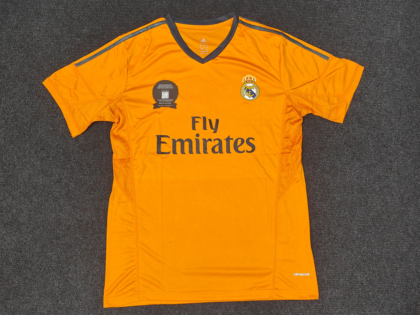 Luka Modrić 13/14 Real Madrid away Autographed Jersey COA
