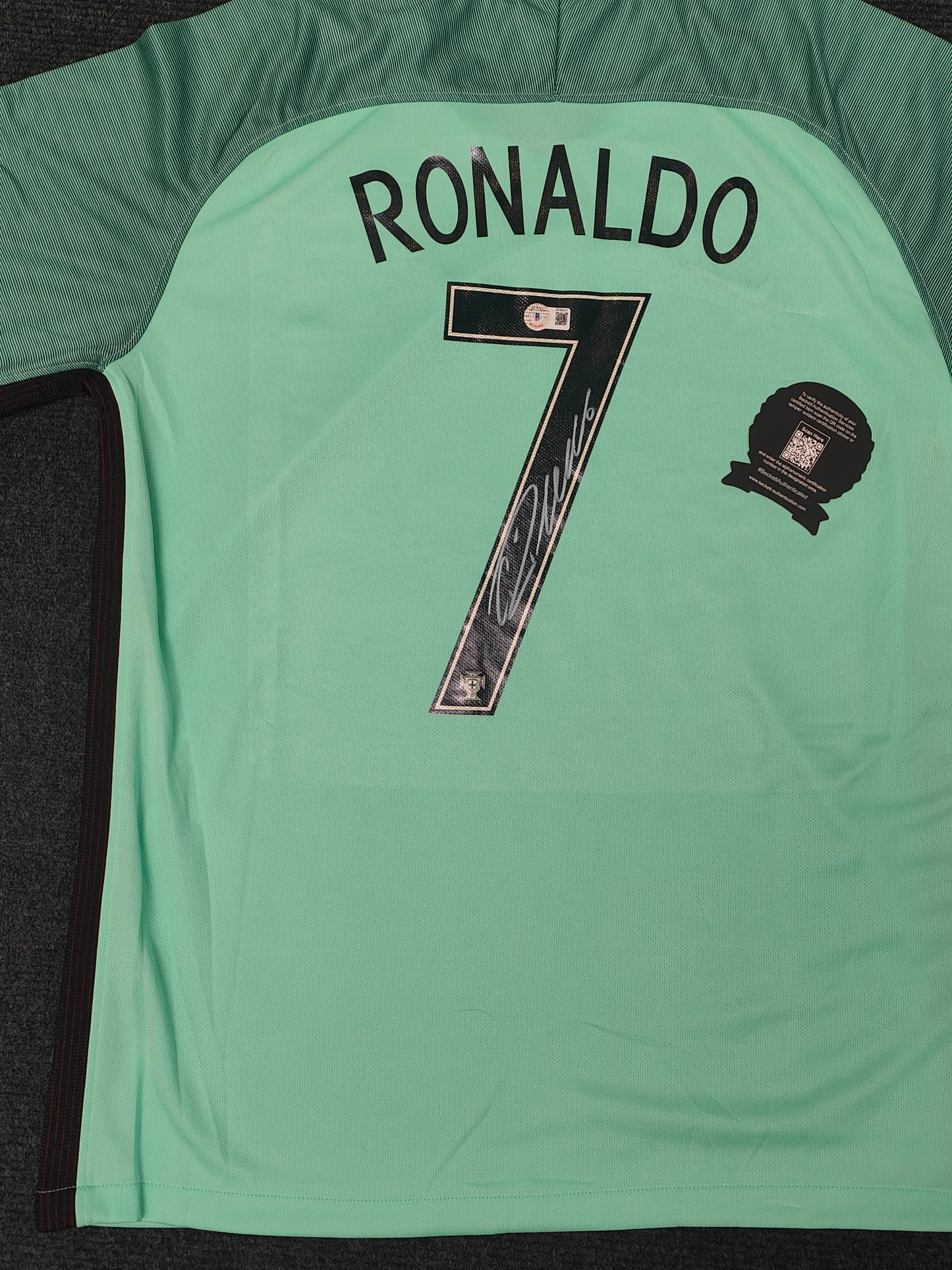 Cristiano Ronaldo Real Madrid Temporada 17/18 Visitante Camiseta Autografiada Icons coa