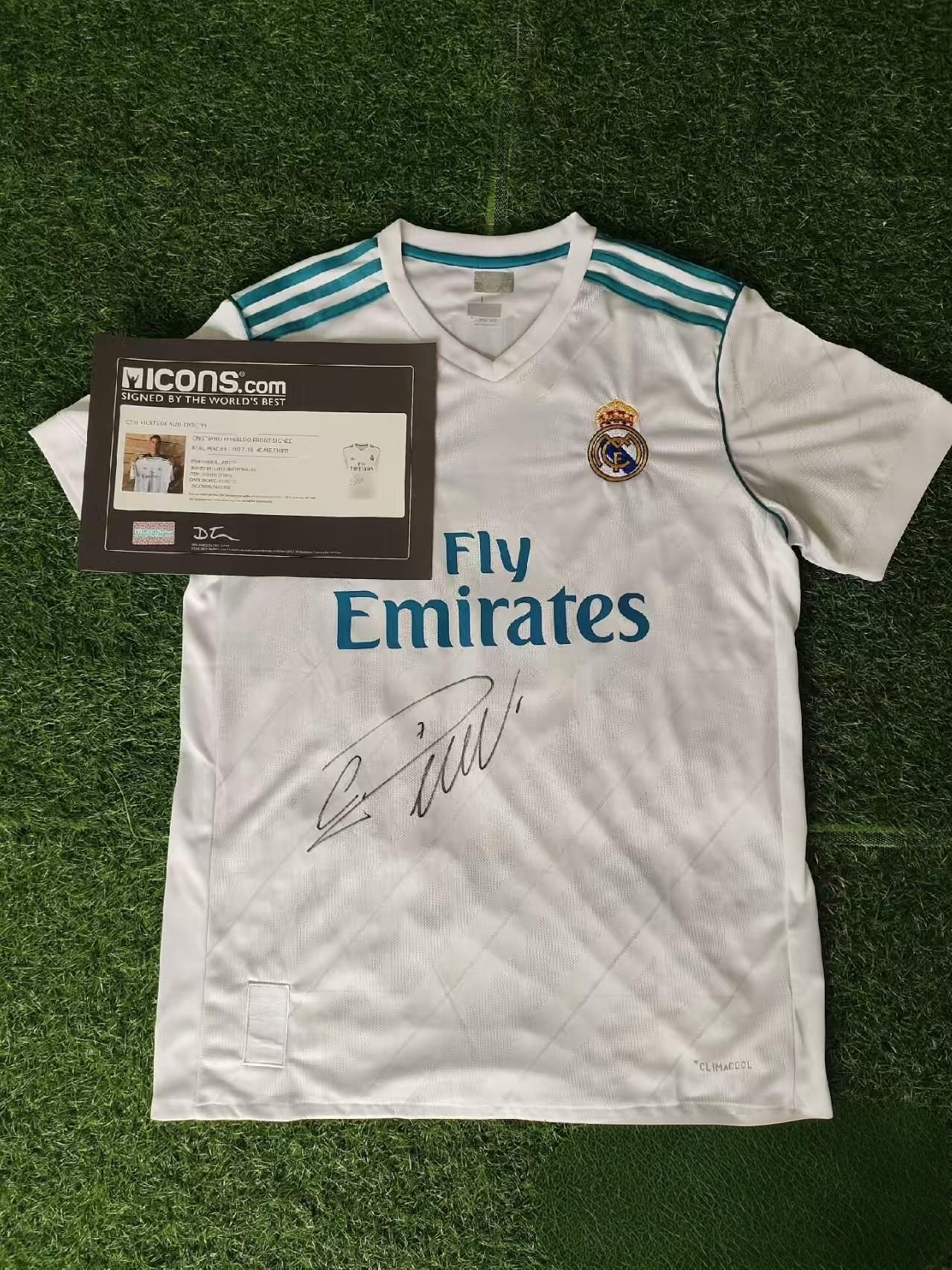 Cristiano Ronaldo 17/18 Real Madrid Home Autographed Jersey Icons coa