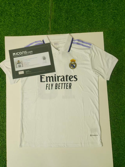 Camiseta autografiada de Luka Modrić Real Madrid Temporada 22/23 Local icons coa