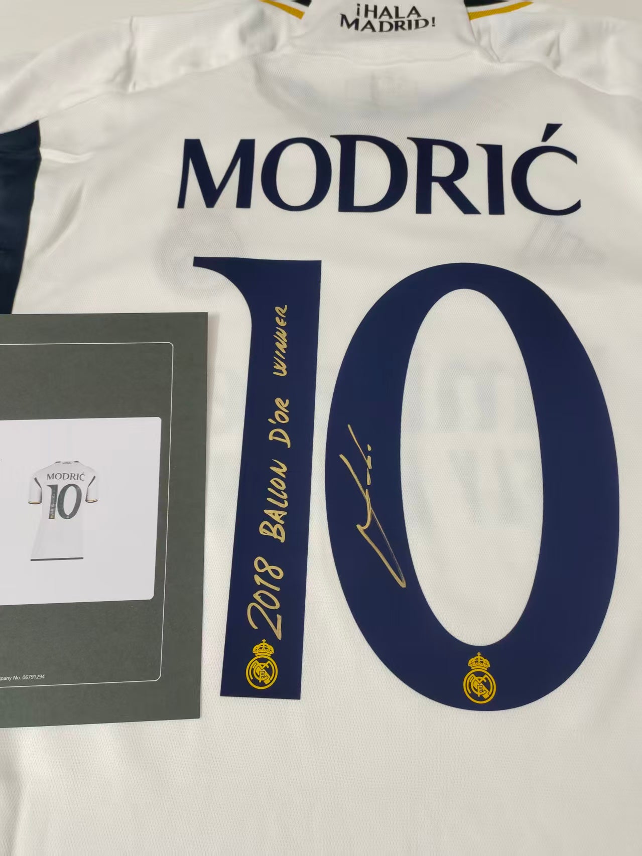 Luka Modrić Real Madrid Temporada 23/24 Camiseta Local Autografiada Icons coa