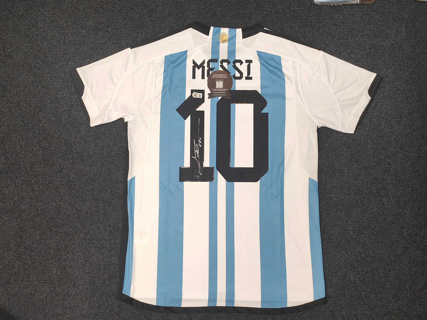 Messi Argentina 22/23 Season Home Autograph Jersey coa