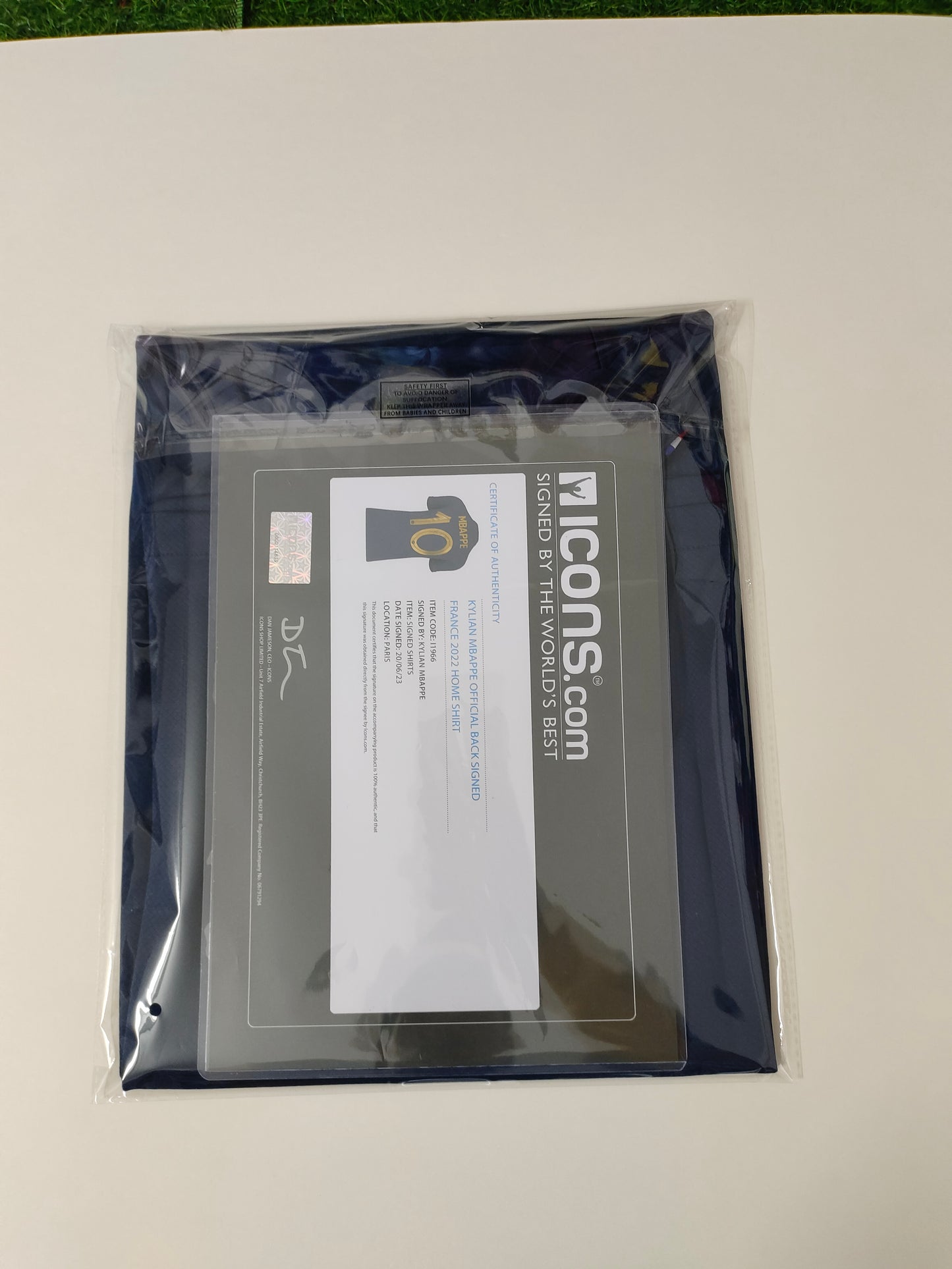 Kylian Mbappé Qatar Temporada 22/23 Camiseta Local Autografiada Icons coa